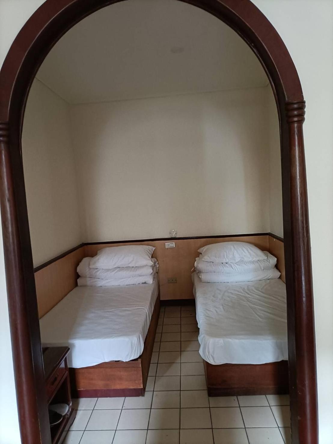 丸松商旅 Hotel Miaoli Exterior photo